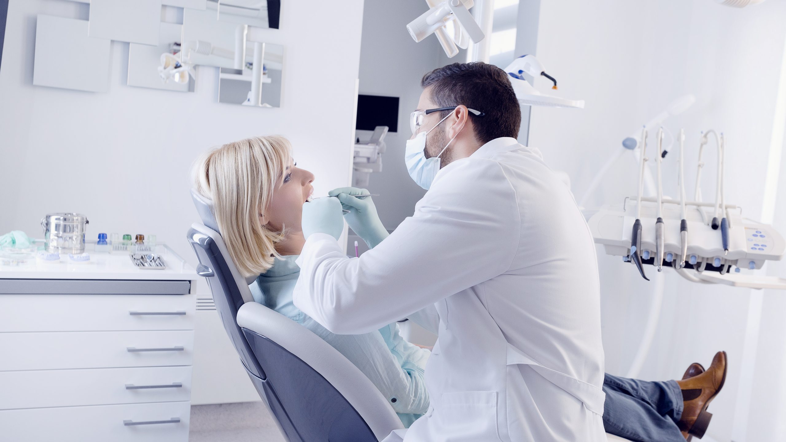 Dentist in Hayes, VA